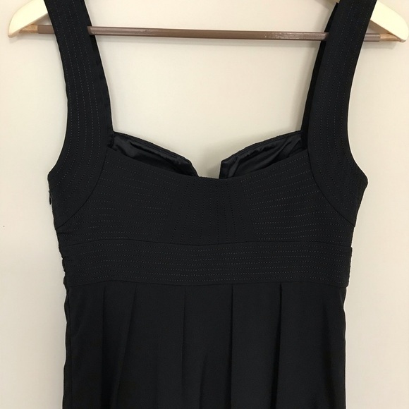 White House Black Market Bubble Hem Mini Dress XS - Picture 4 of 7